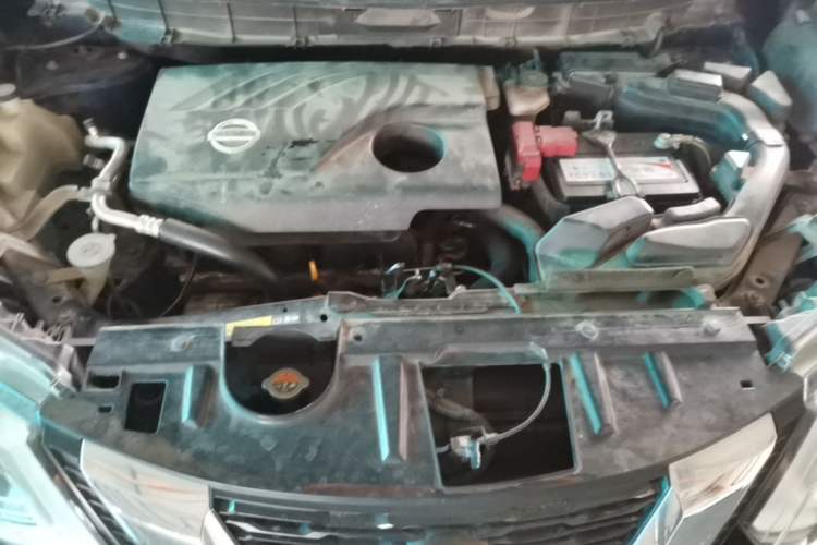 Used Nissan X-Trail 2017 2.0L CVT Comfort Edition 2WD Engine Bay