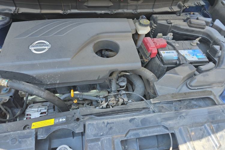 Used Nissan X-Trail 2017 2.0L CVT Comfort Edition 2WD Engine Bay