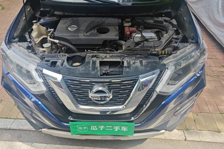 Used Nissan X-Trail 2017 2.0L CVT Comfort Edition 2WD Engine Bay
