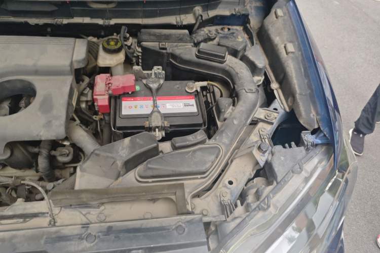 Used Nissan X-Trail 2017 2.0L CVT Comfort Edition 2WD Engine Bay Left