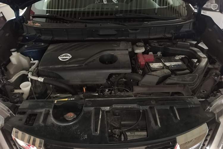 Used Nissan X-Trail 2017 2.0L CVT Comfort Edition 2WD Engine Bay