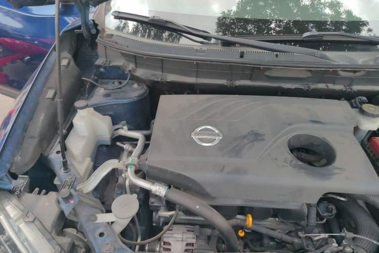Used Nissan X-Trail 2017 2.0L CVT 7-Seater Comfort Edition 2WD Engine Bay Right