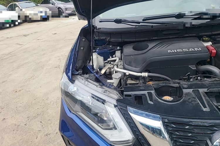 Used Nissan X-Trail 2017 2.5L CVT Luxury Edition 4WD Engine Bay Right