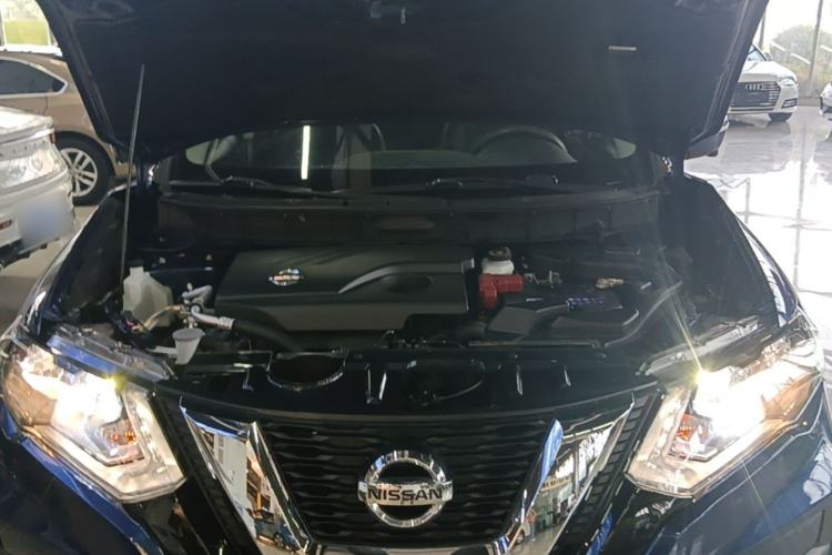 Used Nissan X-Trail 2017 2.0L CVT Comfort Edition 2WD Engine Bay