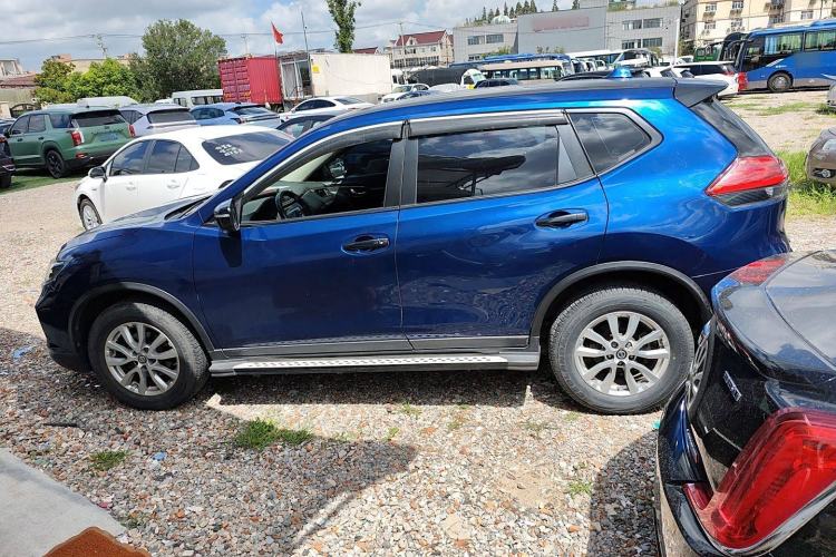 Used Nissan X-Trail 2017 2.0L CVT Comfort Edition 2WD Exterior 3