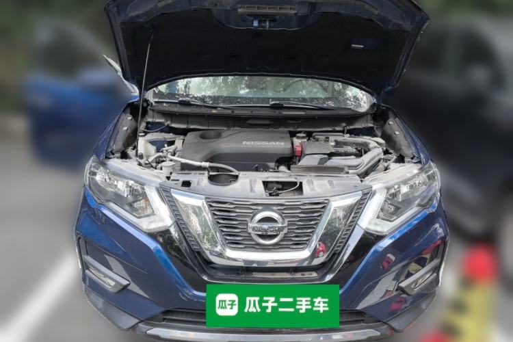 Used Nissan X-Trail 2017 2.5L CVT 7-Seater Leading Edition 4WD Front