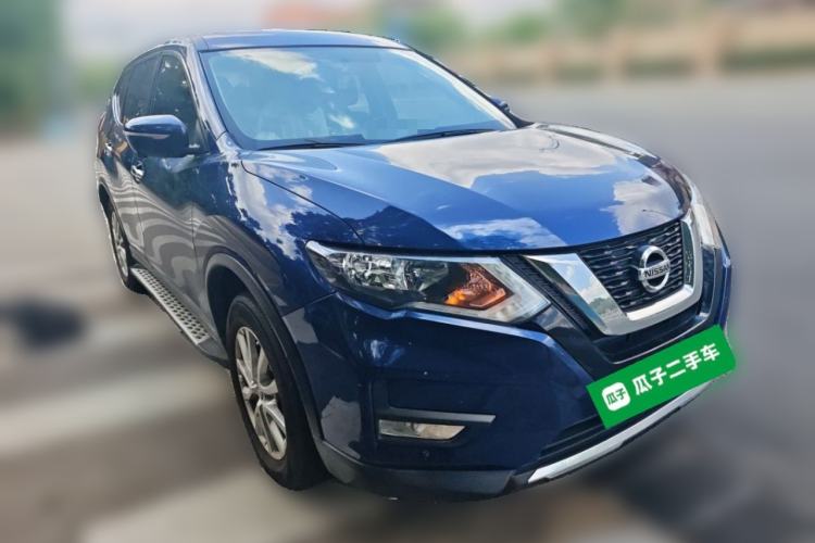 Used Nissan X-Trail 2017 2.0L CVT Comfort Edition 2WD Front Right 45 Deg