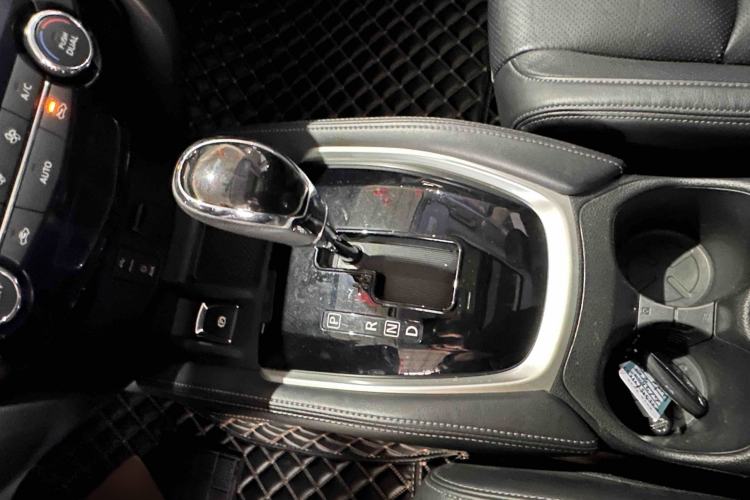 Used Nissan X-Trail 2017 2.5L CVT Leading Edition 4WD Gear Lever