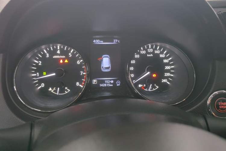 Used Nissan X-Trail 2017 2.5L CVT 7-Seater Leading Edition 4WD Instrument Cluster