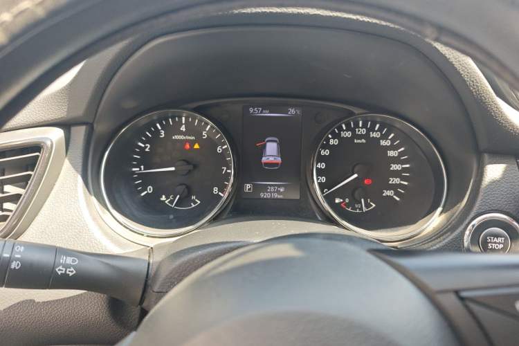 Used Nissan X-Trail 2017 2.5L CVT Leading Edition 4WD Instrument Cluster