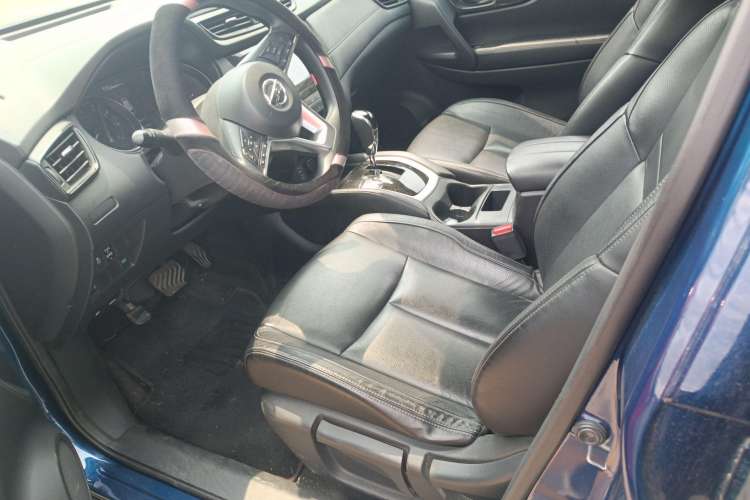 Used Nissan X-Trail 2017 2.0L CVT Comfort Edition 2WD Interior 2