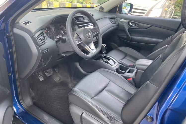 Used Nissan X-Trail 2017 2.0L CVT Comfort Edition 2WD Interior 3