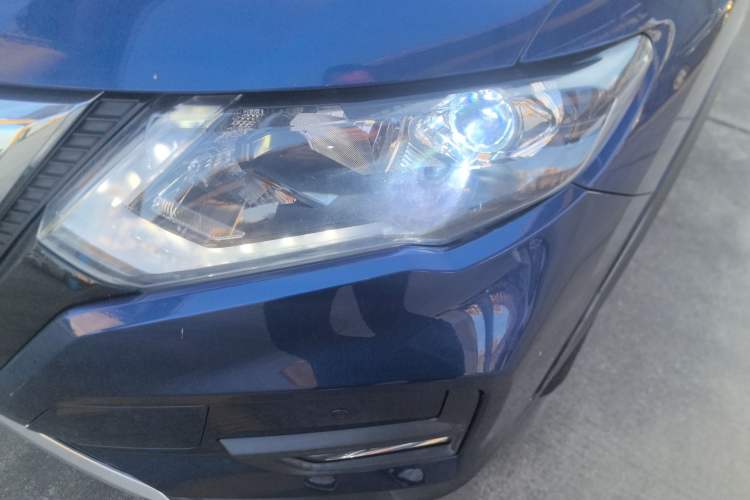 Used Nissan X-Trail 2017 2.0L CVT Comfort Edition 2WD Left Front Headlight