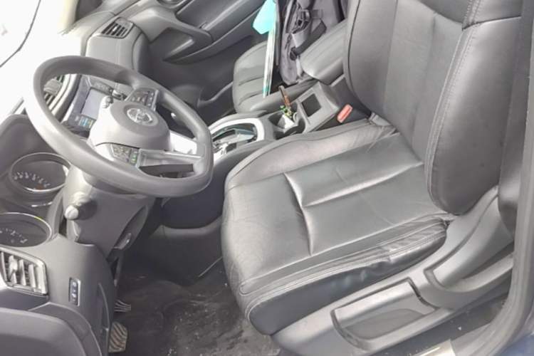 Used Nissan X-Trail 2017 2.0L CVT Comfort Edition 2WD Left Front Seat