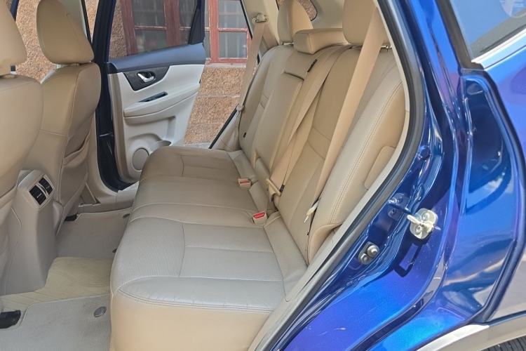 Used Nissan X-Trail 2017 2.0L CVT Comfort Edition 2WD Left Rear Seat
