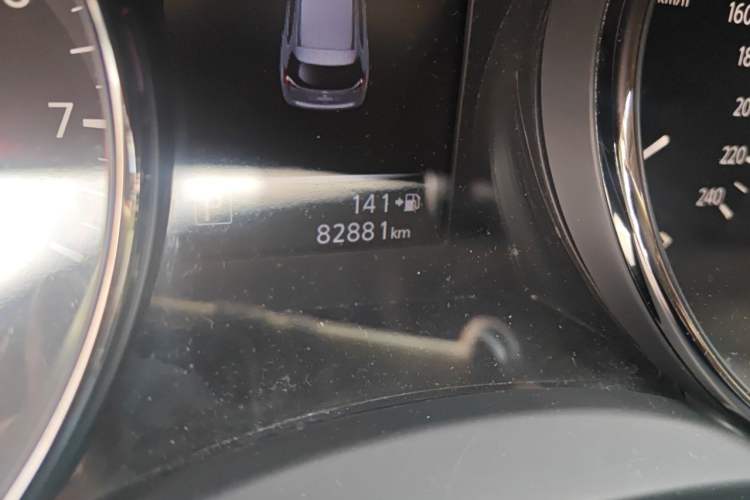 Used Nissan X-Trail 2017 2.0L CVT Comfort Edition 2WD Odometer Close Up