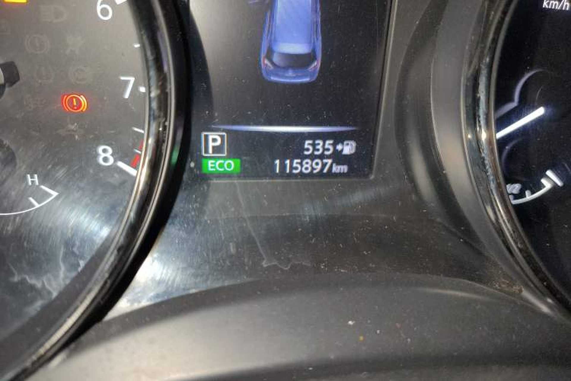 Used Nissan X-Trail 2017 2.0L CVT Comfort Edition 2WD Odometer Close Up