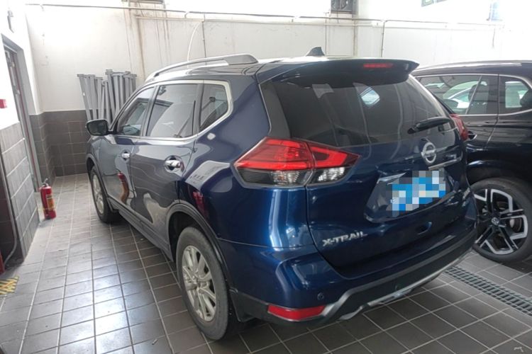 Used Nissan X-Trail 2017 2.0L CVT Fashion Edition 2WD Rear Left 45 Deg