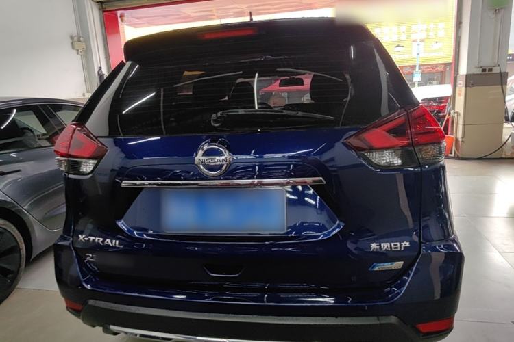 Used Nissan X-Trail 2017 2.5L CVT 7-Seater Leading Edition 4WD Rear