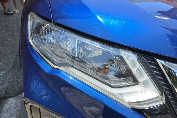 Used Nissan X-Trail 2017 2.0L CVT Comfort Edition 2WD Right Front Headlight