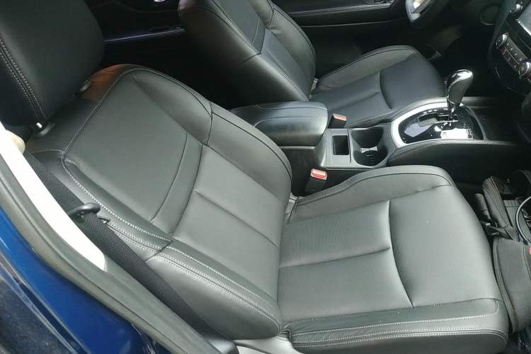 Used Nissan X-Trail 2017 2.0L CVT Comfort Edition 2WD Right Front Seat