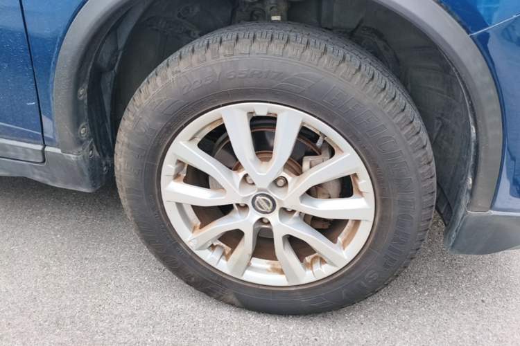 Used Nissan X-Trail 2017 2.0L CVT Comfort Edition 2WD Right Front Wheel Hub