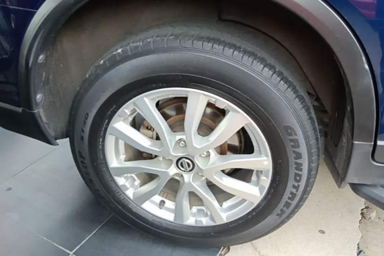Used Nissan X-Trail 2017 2.0L CVT Comfort Edition 2WD Right Rear Wheel Hub