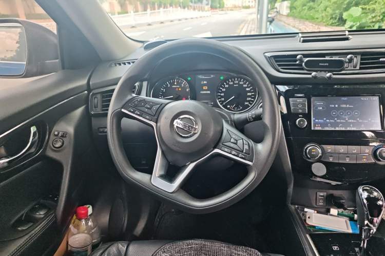 Used Nissan X-Trail 2017 2.0L CVT Comfort Edition 2WD Steering Wheel