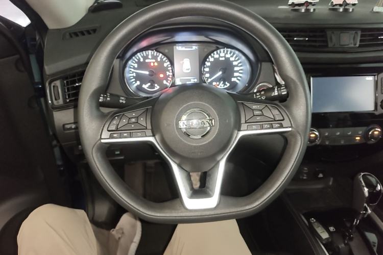 Used Nissan X-Trail 2017 2.0L CVT Comfort Edition 2WD Steering Wheel