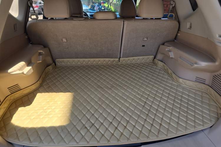 Used Nissan X-Trail 2017 2.0L CVT Comfort Edition 2WD Trunk