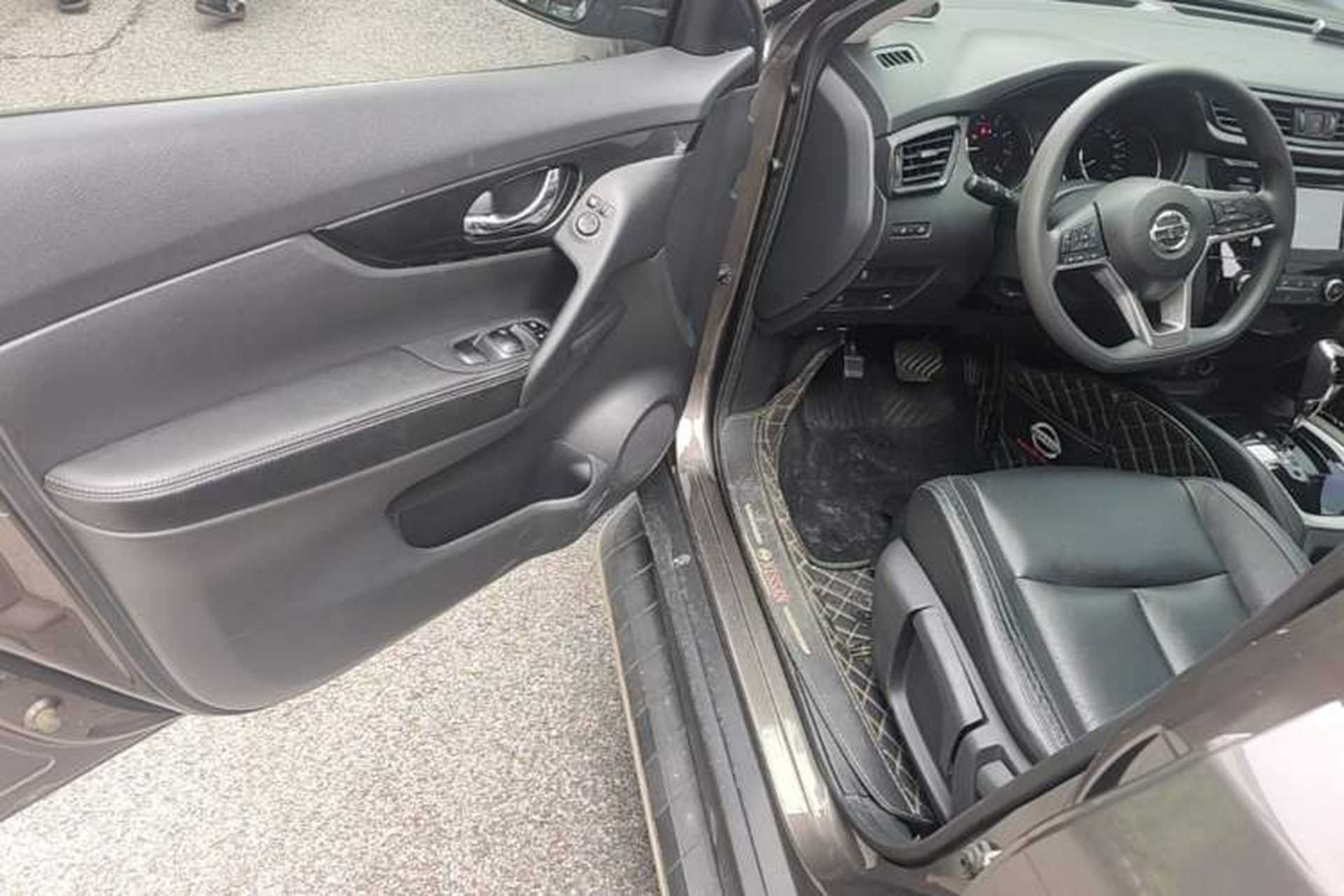 Used Nissan X-Trail 2017 2.0L CVT Comfort Edition 2WD Driver Seat