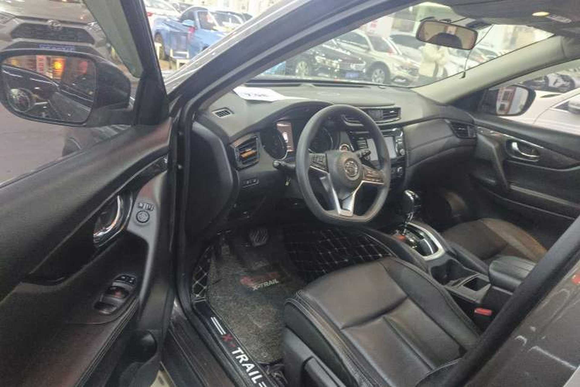 Used Nissan X-Trail 2017 2.0L CVT Comfort Edition 2WD Driver Seat