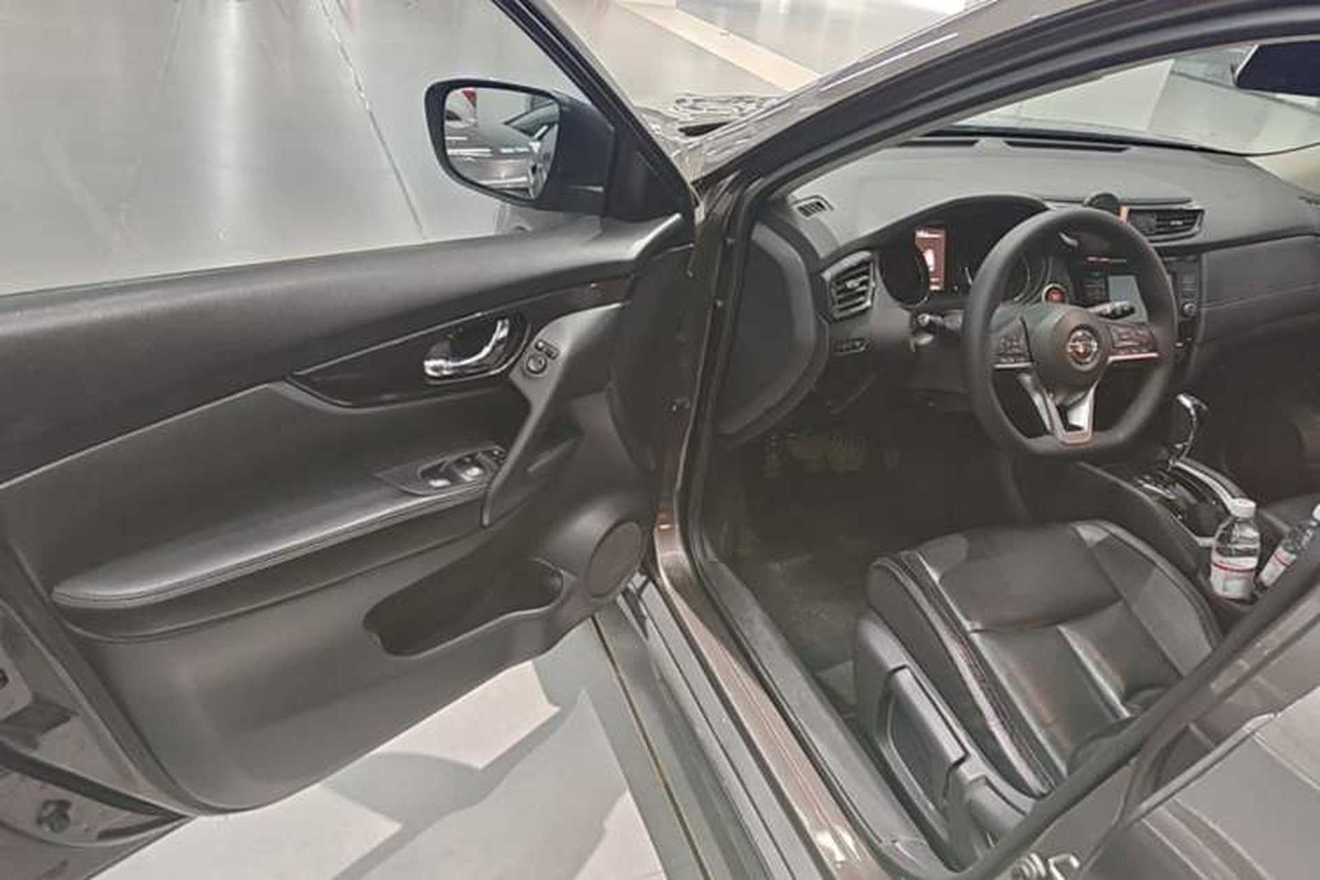 Used Nissan X-Trail 2017 2.0L CVT Comfort Edition 2WD Driver Seat