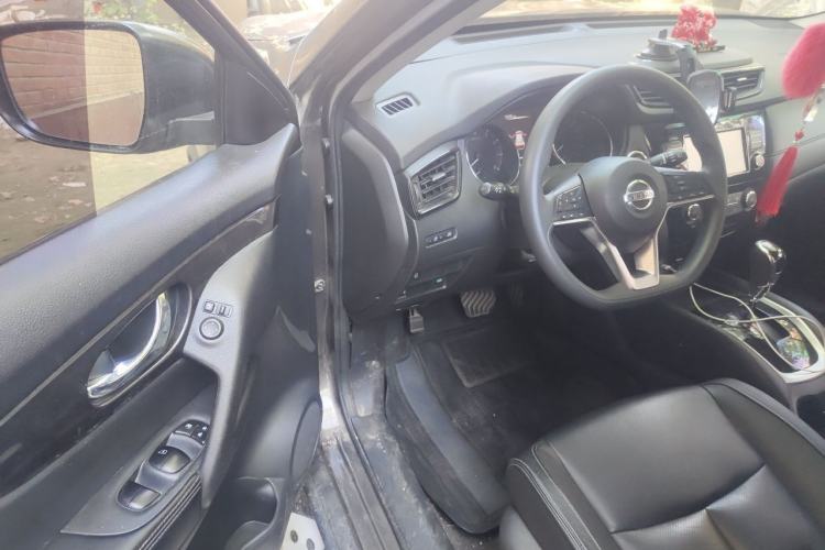 Used Nissan X-Trail 2017 2.0L CVT Comfort Edition 2WD Driver Seat
