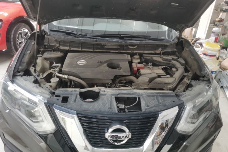 Used Nissan X-Trail 2017 2.0L CVT Comfort Edition 2WD Engine Bay