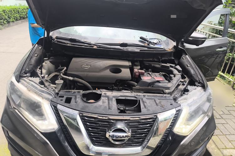 Used Nissan X-Trail 2017 2.0L CVT Comfort Edition 2WD Engine Bay