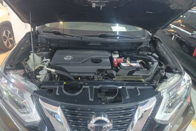 Used Nissan X-Trail 2017 2.0L CVT Comfort Edition 2WD Engine Bay