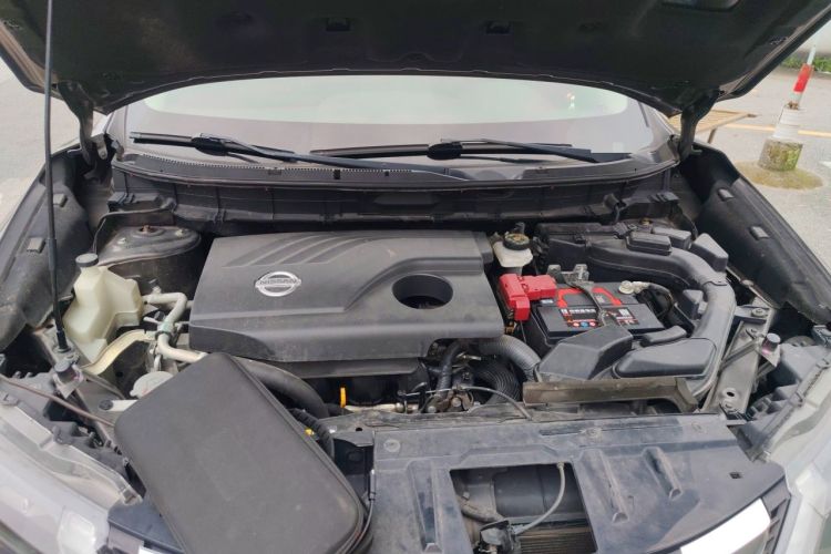 Used Nissan X-Trail 2017 2.0L CVT Comfort Edition 2WD Engine Bay