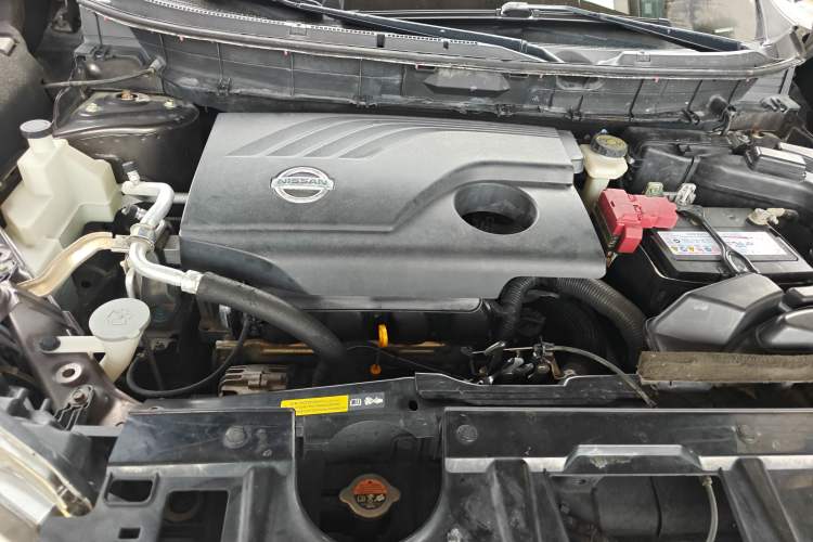 Used Nissan X-Trail 2017 2.0L CVT Comfort Edition 2WD Engine Bay