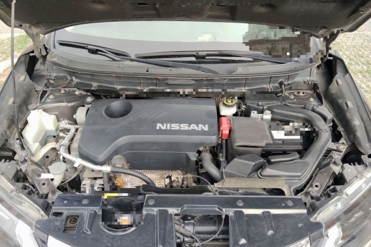 Used Nissan X-Trail 2017 2.5L CVT Luxury Edition 4WD Engine Bay