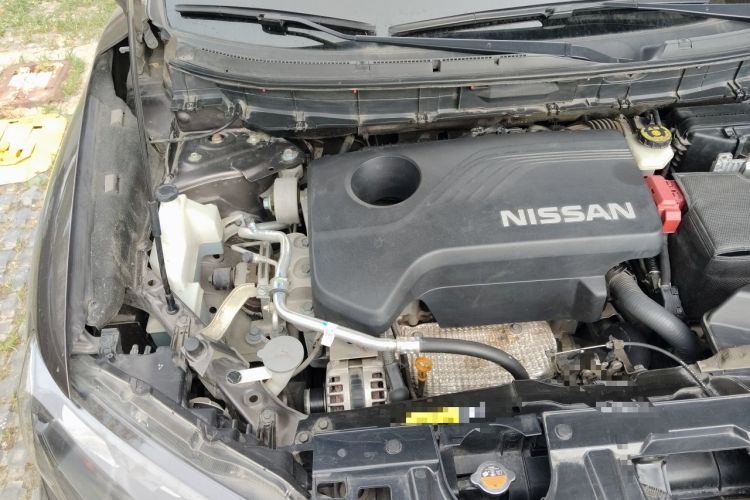 Used Nissan X-Trail 2017 2.5L CVT Luxury Edition 4WD Engine Bay Right