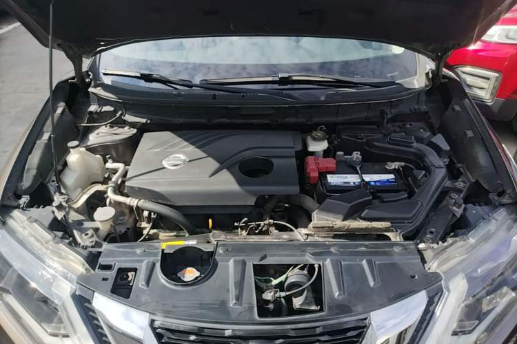 Used Nissan X-Trail 2017 2.0L CVT Comfort Edition 2WD Engine Bay