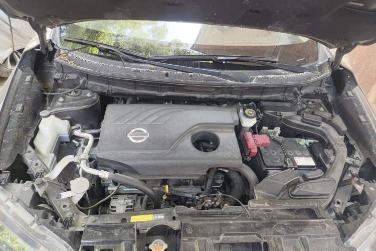 Used Nissan X-Trail 2017 2.0L CVT Comfort Edition 2WD Engine Bay