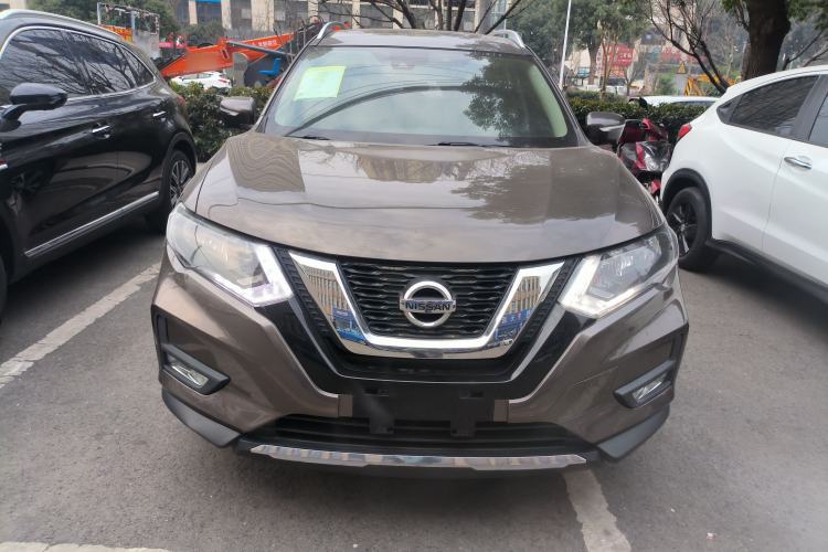 Used Nissan X-Trail 2017 2.5L CVT Luxury Edition 4WD Front