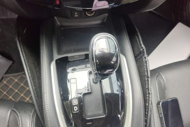 Used Nissan X-Trail 2017 2.0L CVT Comfort Edition 2WD Gear Lever