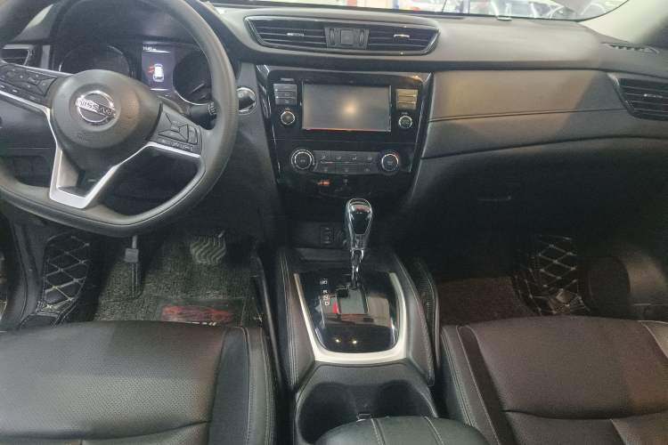 Used Nissan X-Trail 2017 2.0L CVT Comfort Edition 2WD Gear Lever