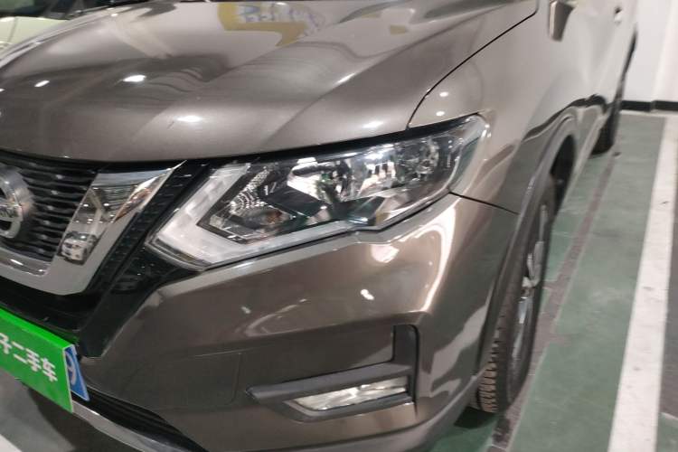 Used Nissan X-Trail 2017 2.5L CVT Luxury Edition 4WD Left Front Headlight