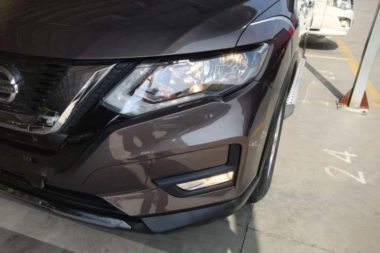 Used Nissan X-Trail 2017 2.0L CVT Comfort Edition 2WD Left Front Headlight