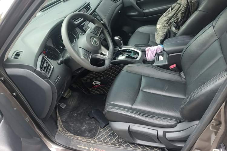 Used Nissan X-Trail 2017 2.0L CVT Comfort Edition 2WD Left Front Seat