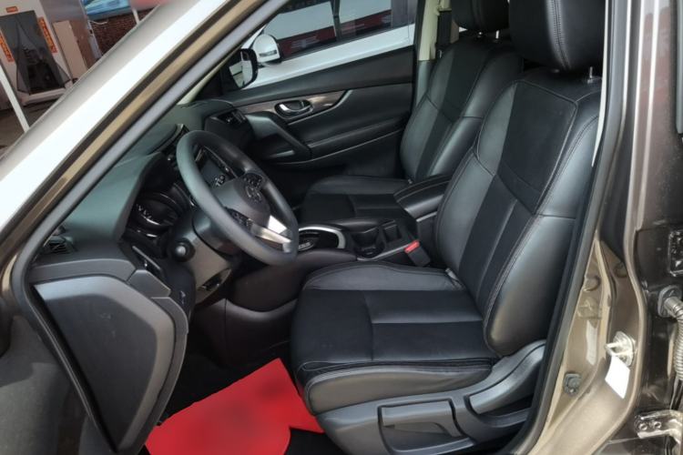 Used Nissan X-Trail 2017 2.0L CVT Comfort Edition 2WD Left Front Seat